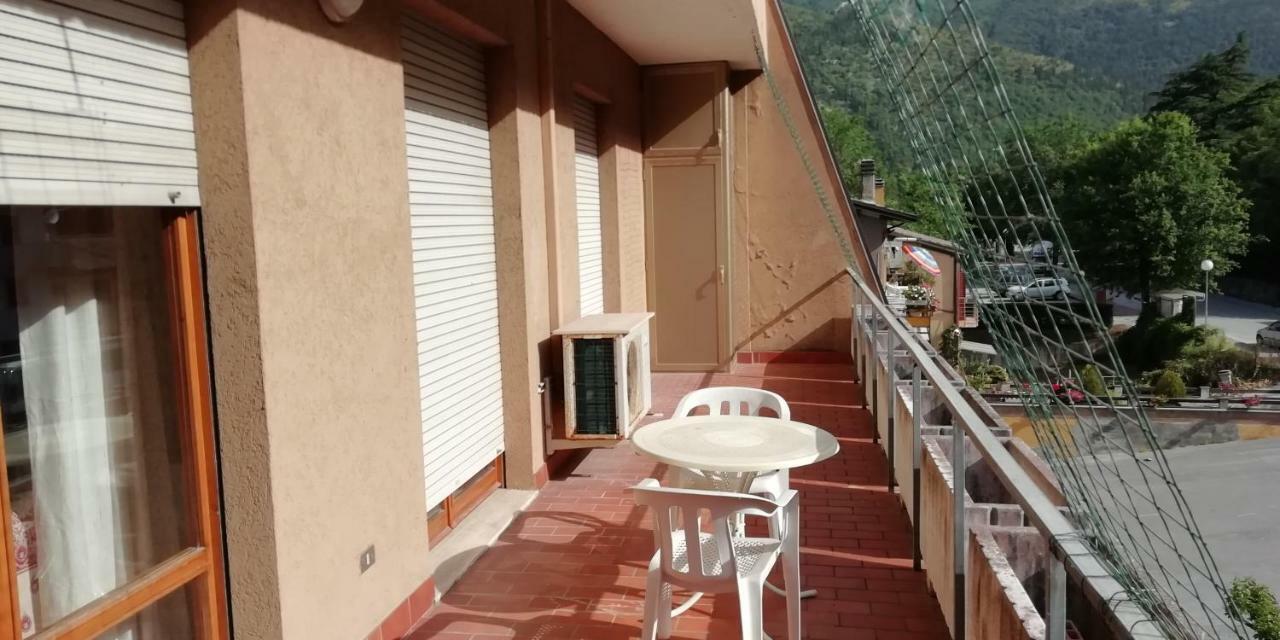 Madonna Di Frasassi - Casa Vacanze Apartment เจงกา ภายนอก รูปภาพ